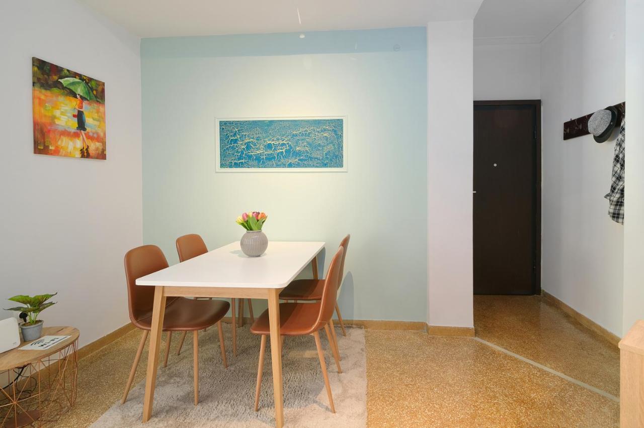 Apartment Venias Two-bedroom Kallimarmaro And Zappeio Area