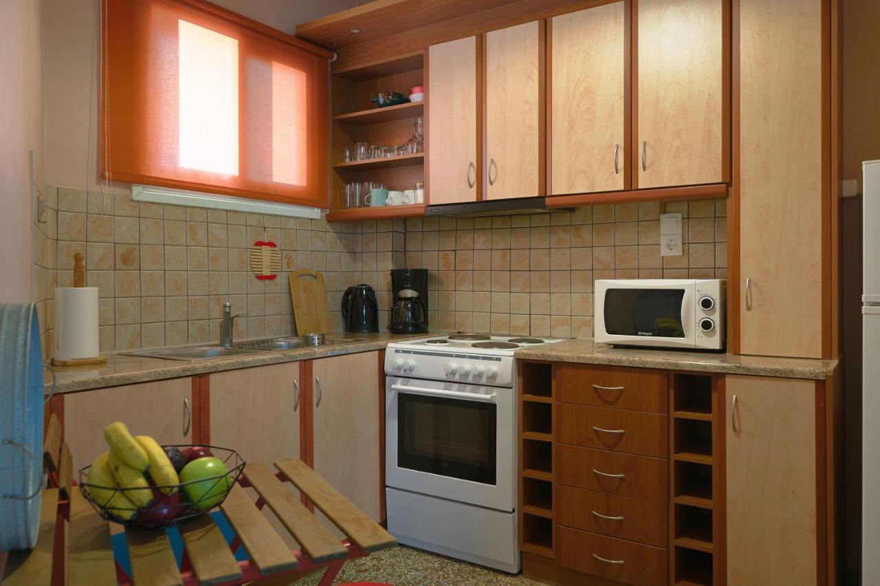 Apartment Venias Two-bedroom Kallimarmaro And Zappeio Area Athens