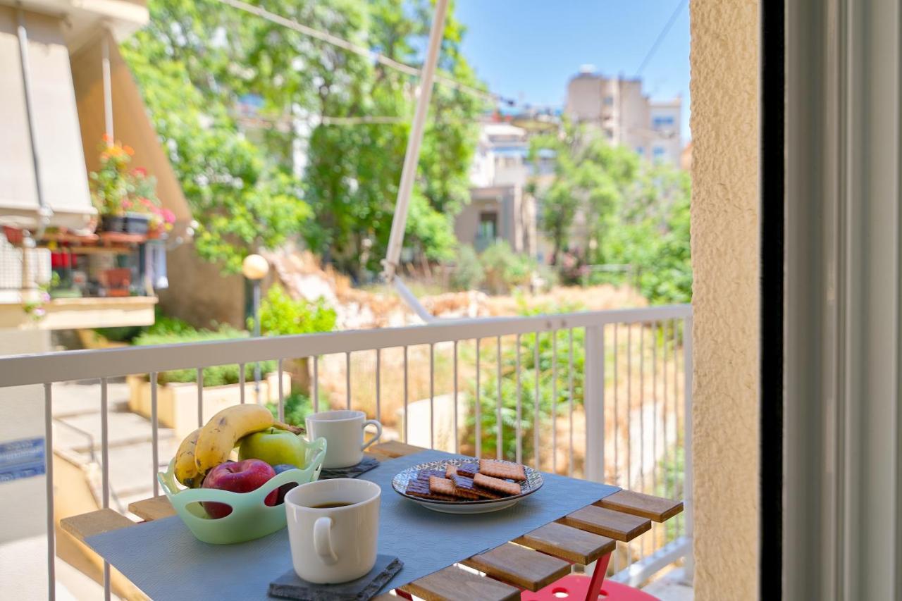 Venias Two-bedroom Kallimarmaro And Zappeio Area Apartment *